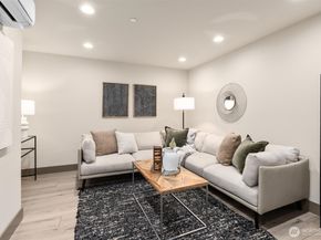 5033 25th Avenue SW A, Seattle WA 98106