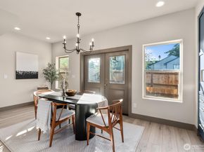 5033 25th Avenue SW A, Seattle WA 98106