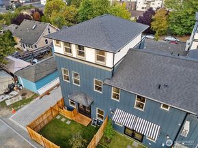 5033 25th Avenue SW A, Seattle WA 98106