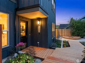 5033 25th Avenue SW A, Seattle WA 98106
