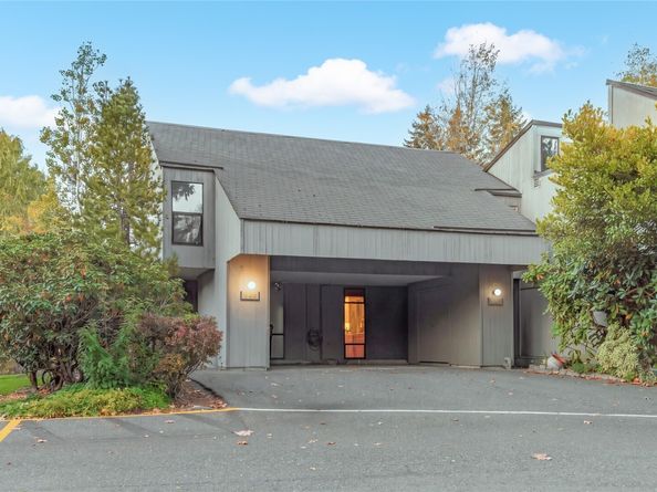13896 NE 66th Street 591, Redmond WA 98052