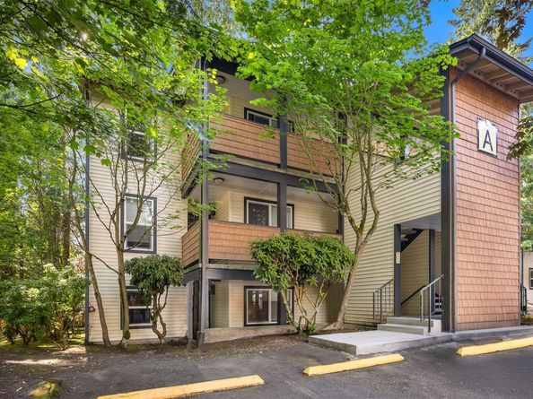 8615 238th Street SW A101, Edmonds WA 98026