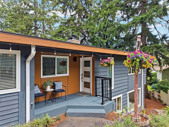 16106 Densmore Avenue N, Shoreline WA 98133