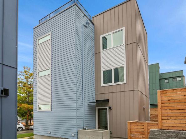 2612 NW 62nd Street, Seattle WA 98107