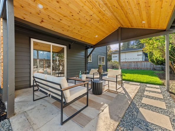 16301 Wallingford Avenue N, Shoreline WA 98133