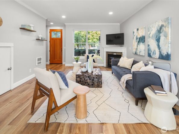 3133 SW Raymond Street, Seattle WA 98126