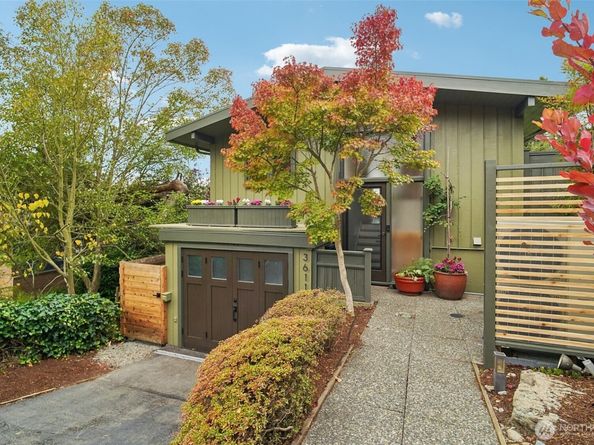 3611 30th Avenue W, Seattle WA 98199