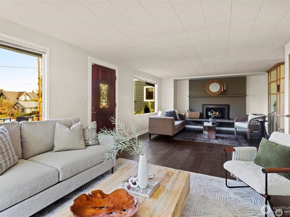 11237 84th Avenue S, Seattle WA 98178