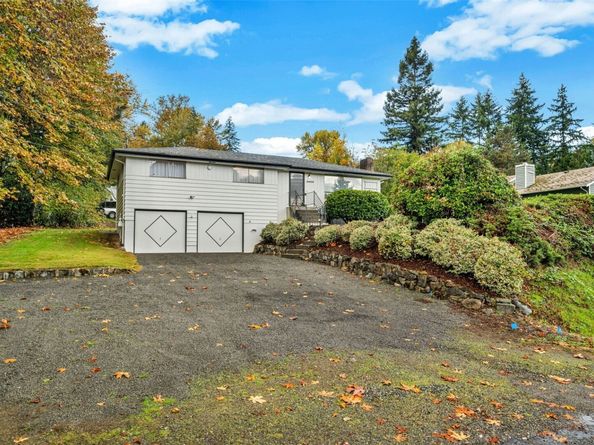 12823 162nd Avenue SE, Renton WA 98059
