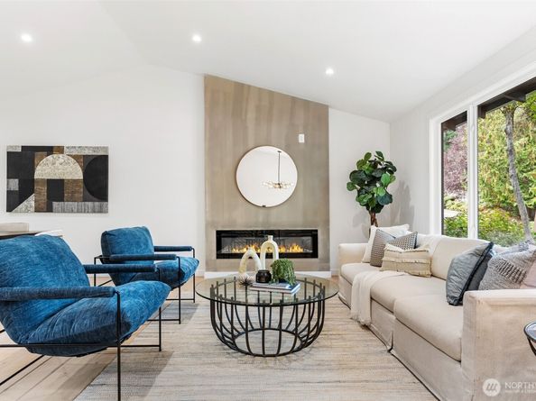 17001 NE 35th Street, Bellevue WA 98008