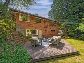 10801 12th Avenue NE, Seattle WA 98125