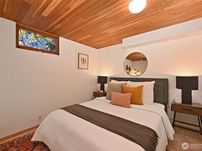 10801 12th Avenue NE, Seattle WA 98125