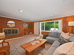 10801 12th Avenue NE, Seattle WA 98125
