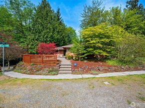 10801 12th Avenue NE, Seattle WA 98125