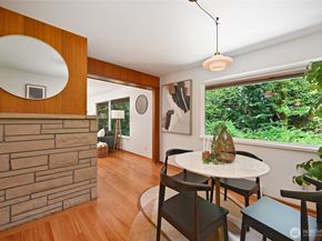 10801 12th Avenue NE, Seattle WA 98125