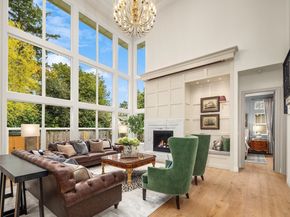 1024 91st Avenue NE, Bellevue WA 98004