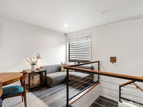 611 S State Street 9, Kirkland WA 98033