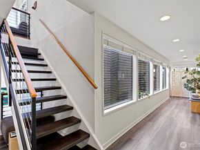 611 S State Street 9, Kirkland WA 98033
