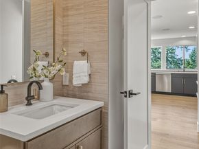 15211 61st Place NE, Kenmore WA 98028