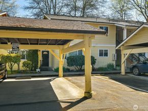 14777 NE 51st Street L4, Bellevue WA 98007