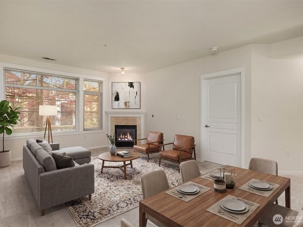 109 2nd Street S 422, Kirkland WA 98033