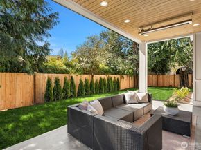 12211 NE 134th Street, Kirkland WA 98034
