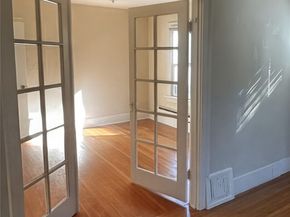 7822 NE Lake City Way NE, Seattle WA 98115