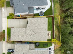 6701 W Crest View Loop SE, Snoqualmie WA 98065