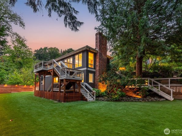 8402 SE 53rd Place, Mercer Island WA 98040