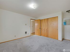 2601 2nd Avenue E, Port Orchard WA 98366