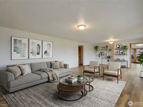 2601 2nd Avenue E, Port Orchard WA 98366