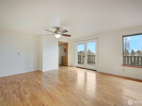 2601 2nd Avenue E, Port Orchard WA 98366