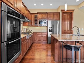 2262 NW Fall Line Lane, Issaquah WA 98027