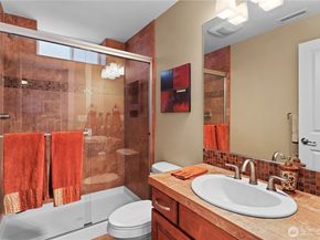 2262 NW Fall Line Lane, Issaquah WA 98027