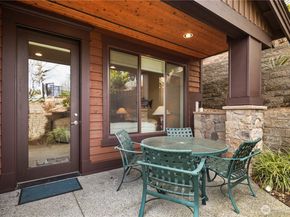 2262 NW Fall Line Lane, Issaquah WA 98027