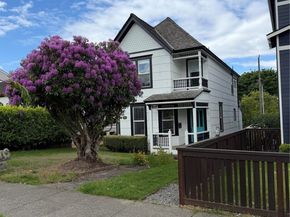1921 44 Avenue SW, Seattle WA 98116