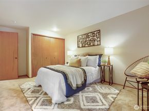 20525 NE 68th Street, Redmond WA 98053