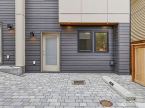 1410 N 47th Street A, Seattle WA 98103