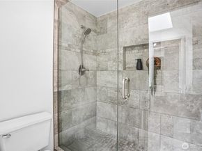 10816 183rd Avenue NE, Redmond WA 98052