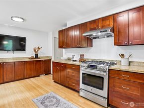 10816 183rd Avenue NE, Redmond WA 98052
