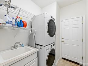 12652 Sun Break Way NE, Redmond WA 98053
