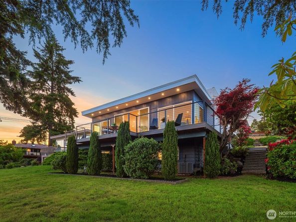 11988 Marine View Drive SW, Burien WA 98146