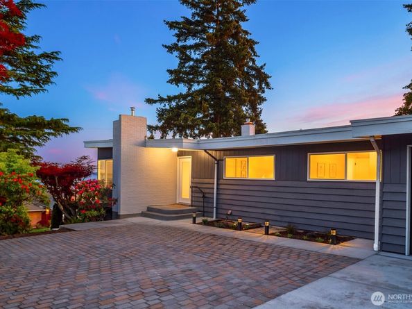 11988 Marine View Drive SW, Burien WA 98146