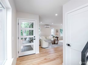 12646 NE 80th Street, Kirkland WA 98033