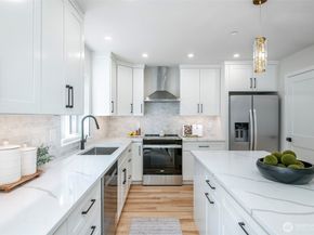 12646 NE 80th Street, Kirkland WA 98033