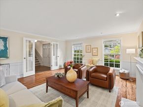 8255 SE 59th Street, Mercer Island WA 98040