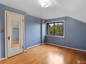 6901 40th Avenue SW, Seattle WA 98136