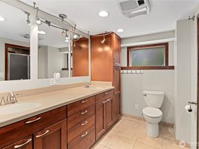 6901 40th Avenue SW, Seattle WA 98136