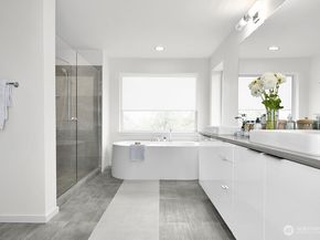 11928 SE 242nd Place, Kent WA 98030