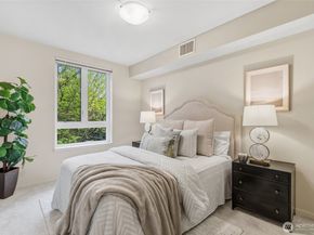 3104 Western Avenue 218, Seattle WA 98121